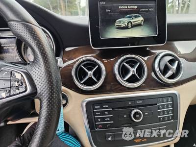 2016 Mercedes-Benz GLA 250 - zdjęcie 31 z 50 - miniatura