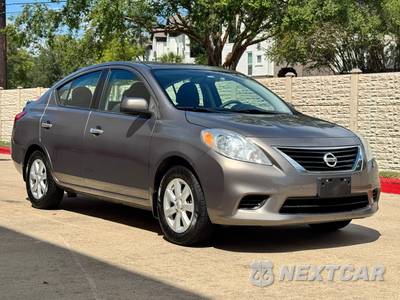 2014 Nissan Versa SV - zdjęcie 7 z 42 - miniatura