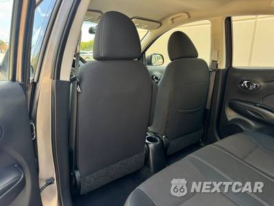 2014 Nissan Versa SV - zdjęcie 11 z 42 - miniatura