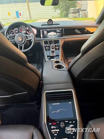 2017 Porsche Panamera 4 - zdjęcie 15 z 50 - miniatura