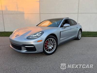 2017 Porsche Panamera 4 - zdjęcie 1 z 50 - miniatura