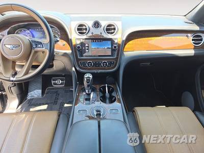 2018 Bentley Bentayga Activity Edition - zdjęcie 10 z 39 - miniatura