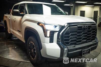 2023 Toyota Tundra SR5 Crew Cab Short Bed - zdjęcie 5 z 25 - miniatura
