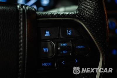 2023 Toyota Tundra Limited Crew Cab Short Bed - zdjęcie 18 z 30 - miniatura