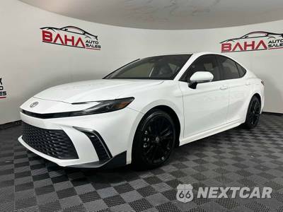 2025 Toyota Camry SE - zdjęcie 2 z 42 - miniatura