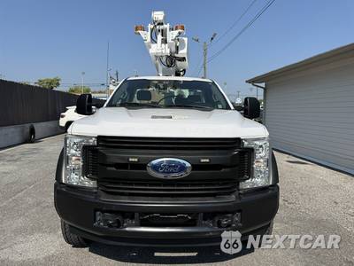 2019 Ford Super Duty F-450 Cab Chassis XL Regular Cab DRW - zdjęcie 35 z 53 - miniatura