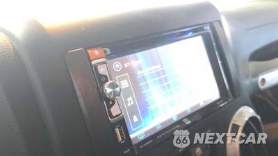 2015 Jeep Wrangler Unlimited Freedom Edition - zdjęcie 26 z 27 - miniatura