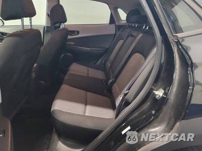 2018 Hyundai Kona SEL - zdjęcie 7 z 33 - miniatura