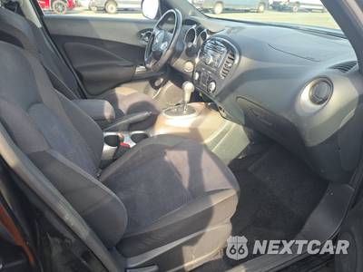 2011 Nissan JUKE SV - zdjęcie 8 z 33 - miniatura