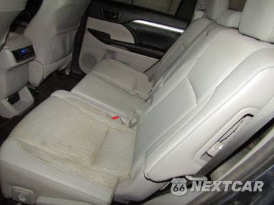 2016 Toyota Highlander LE Plus - zdjęcie 18 z 21 - miniatura