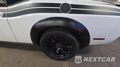 2014 Dodge Challenger SXT - zdjęcie 23 z 46 - miniatura