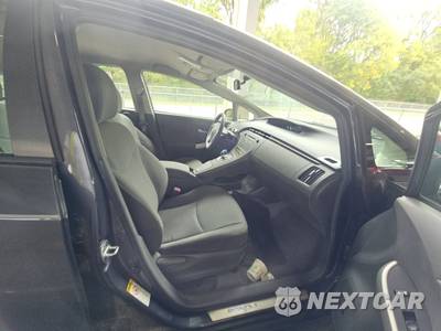 2011 Toyota Prius Three - zdjęcie 8 z 30 - miniatura