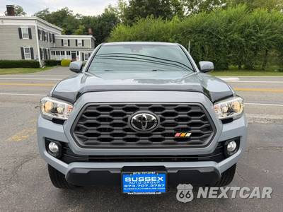 2020 Toyota Tacoma TRD Off-Road Crew Cab Long Bed - zdjęcie 2 z 43 - miniatura