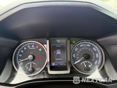 2020 Toyota Tacoma TRD Off-Road Crew Cab Long Bed - zdjęcie 21 z 43 - miniatura