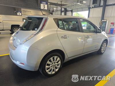 2013 Nissan LEAF S - zdjęcie 4 z 27 - miniatura