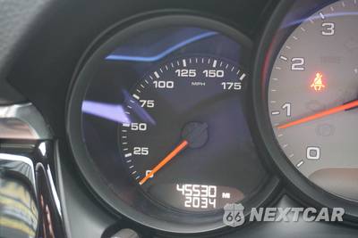 2020 Porsche Macan S - zdjęcie 44 z 50 - miniatura