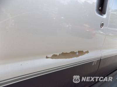 2010 Ford E-150 Recreational Van 138.0" WB - zdjęcie 14 z 28 - miniatura