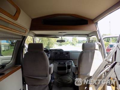 2010 Ford E-150 Recreational Van 138.0" WB - zdjęcie 25 z 28 - miniatura