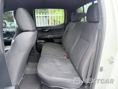 2017 Toyota Tacoma TRD Off-Road Crew Cab Medium Bed - zdjęcie 16 z 18 - miniatura