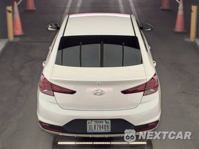 2020 Hyundai Elantra SE Sedan - zdjęcie 5 z 21 - miniatura