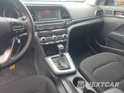 2020 Hyundai Elantra SE Sedan - zdjęcie 11 z 21 - miniatura