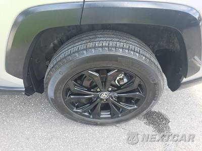 2023 Toyota RAV4 Hybrid SE - zdjęcie 11 z 21 - miniatura