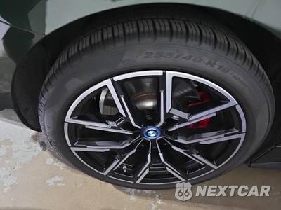 2024 BMW i4 xDrive40 M SPORT LINE - zdjęcie 10 z 24 - miniatura