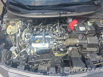 2021 Nissan Versa S - zdjęcie 15 z 37 - miniatura