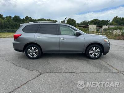 2020 Nissan Pathfinder SL - zdjęcie 4 z 45 - miniatura