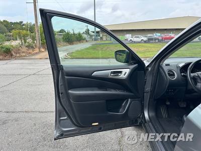 2020 Nissan Pathfinder SL - zdjęcie 12 z 45 - miniatura