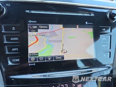 2017 Toyota Prius v Three - zdjęcie 22 z 22 - miniatura