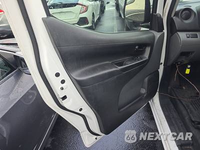 2020 Nissan NV200 Compact Cargo S 115.2" WB - zdjęcie 9 z 17 - miniatura
