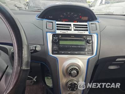 2007 Toyota Yaris Hatchback - zdjęcie 11 z 18 - miniatura