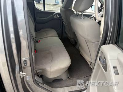 2019 Nissan Frontier SV Crew Cab Medium Bed - zdjęcie 8 z 11 - miniatura