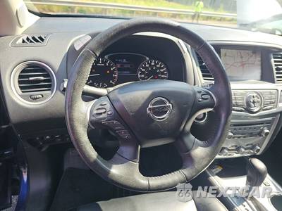 2017 Nissan Pathfinder SL - zdjęcie 10 z 26 - miniatura