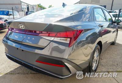 2024 Hyundai Elantra SE - zdjęcie 7 z 39 - miniatura