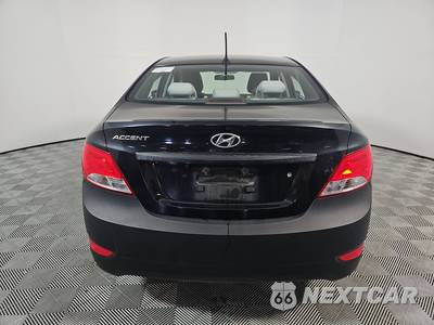 2017 Hyundai Accent SE Sedan - zdjęcie 5 z 44 - miniatura