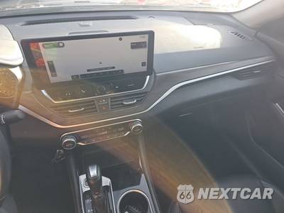 2024 Nissan Altima SL - zdjęcie 17 z 34 - miniatura