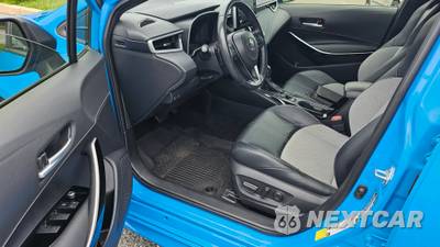 2021 Toyota Corolla Hatchback XSE - zdjęcie 9 z 22 - miniatura