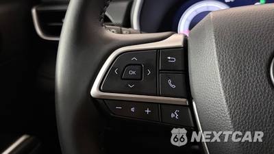 2025 Toyota Highlander XSE - zdjęcie 18 z 34 - miniatura