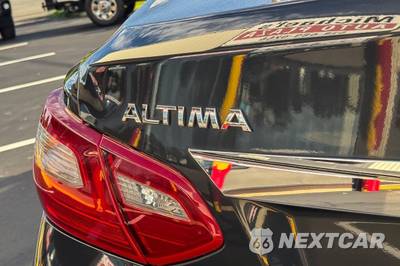 2018 Nissan Altima 2.5 S - zdjęcie 13 z 37 - miniatura