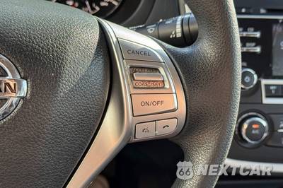 2018 Nissan Altima 2.5 S - zdjęcie 22 z 37 - miniatura