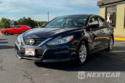 2018 Nissan Altima 2.5 S - zdjęcie 8 z 37 - miniatura