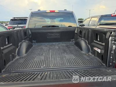 2025 Ford F-150 XLT Crew Cab Short Bed - zdjęcie 16 z 22 - miniatura