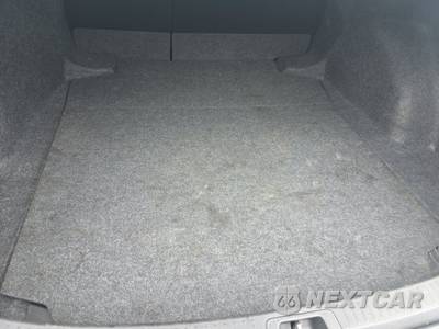 2026 Toyota Corolla LE Sedan - zdjęcie 16 z 35 - miniatura