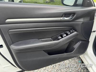 2021 Nissan Altima SV - zdjęcie 9 z 30 - miniatura