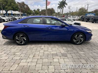 2025 Hyundai Elantra Hybrid Limited - zdjęcie 15 z 40 - miniatura