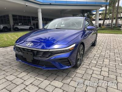 2025 Hyundai Elantra Hybrid Limited - zdjęcie 21 z 40 - miniatura