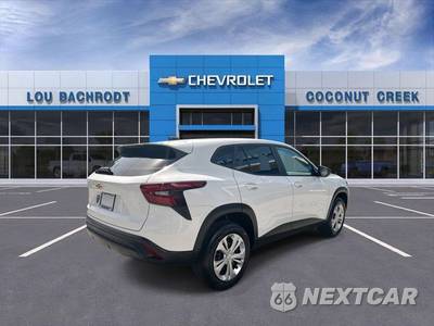 2025 Chevrolet Trax LS - zdjęcie 9 z 40 - miniatura