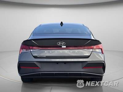 2025 Hyundai Elantra Hybrid SEL Sport - zdjęcie 7 z 24 - miniatura